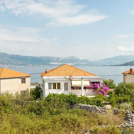 Apartman By The Sea Slatine, Ciovo - 11047