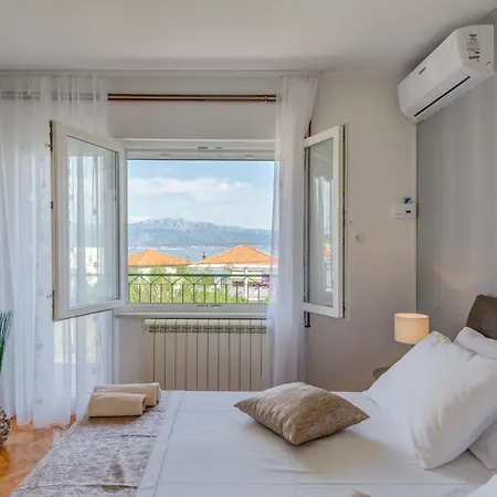 Apartment By The Sea Slatine, Ciovo - 11047 *